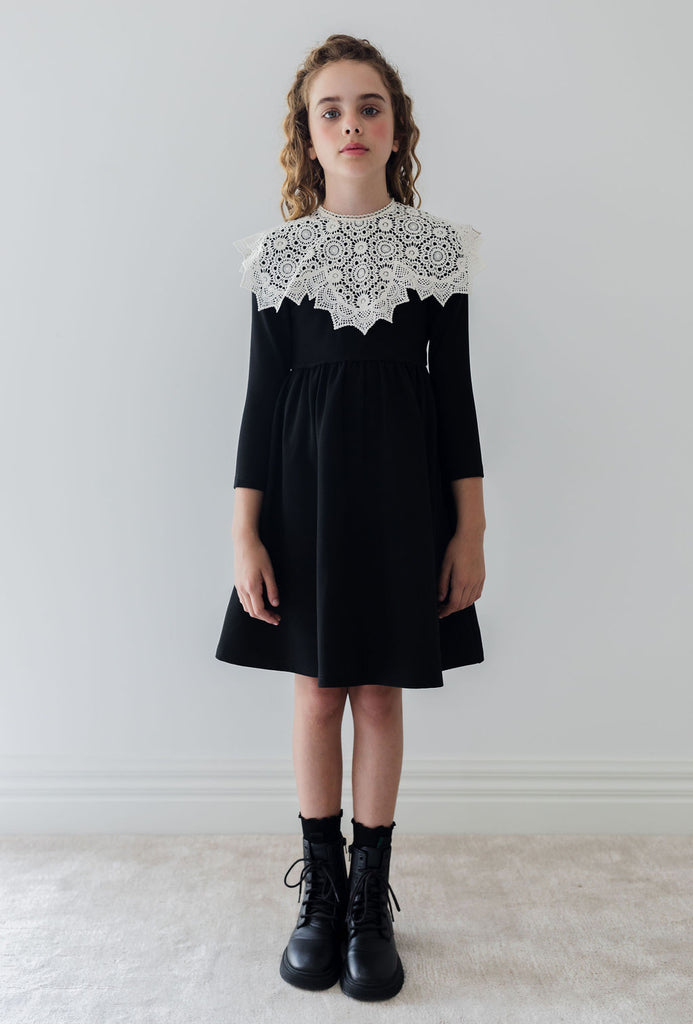 PETITE AMALIE "Fantasque"  Double Knit Dress With Crochet Collar