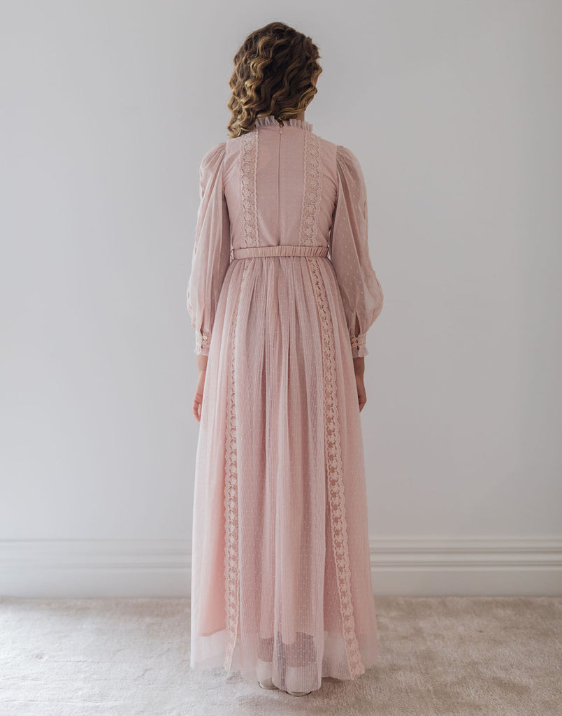 PETITE AMALIE "Fantasque"  Pindot Mesh Lace Gown