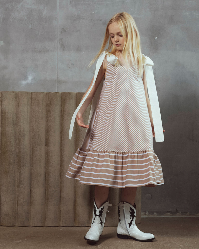 UNLABEL SS26 Belle Dress in Cacao Stripes