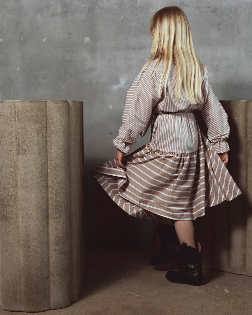 UNLABEL SS26 Erin Dress in Cacao Stripes