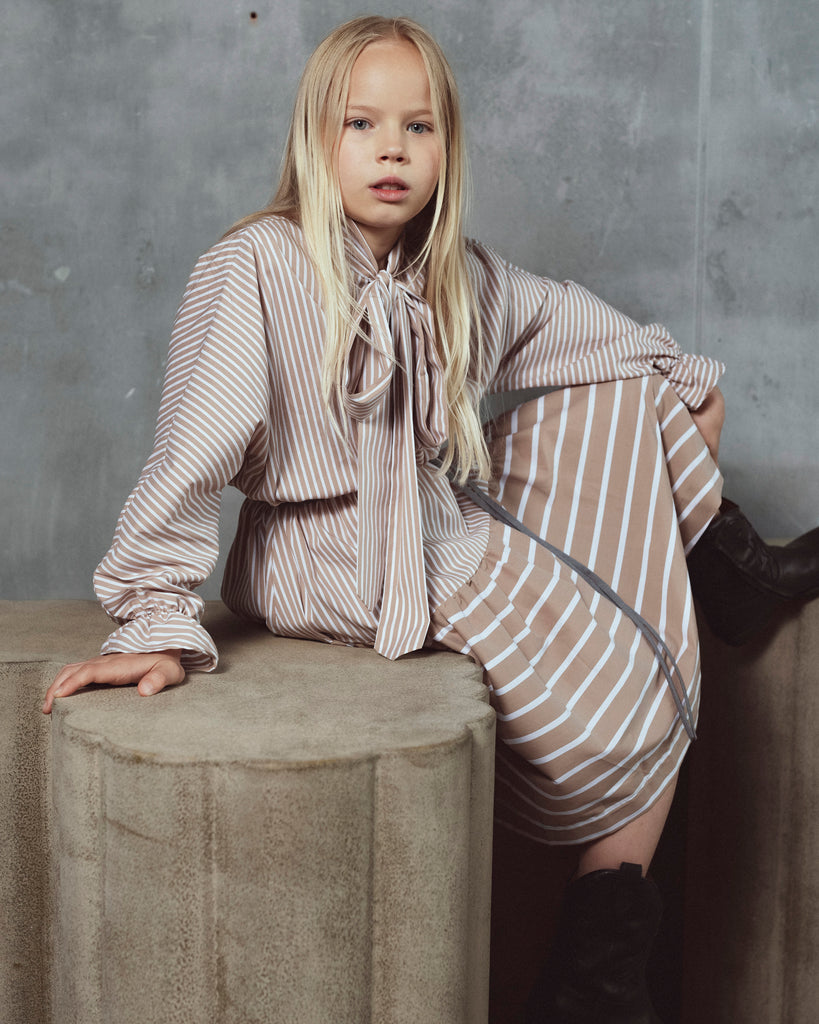 UNLABEL SS26 Erin Dress in Cacao Stripes
