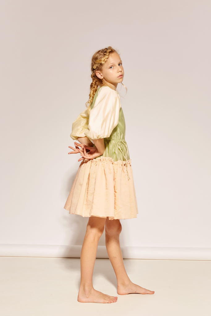 THE MIDDLE DAUGHTER SS26 "AN ENGLISH COMPLEXION" A SEAT AT THE TABLE Dress in Pistachio and Rosewater