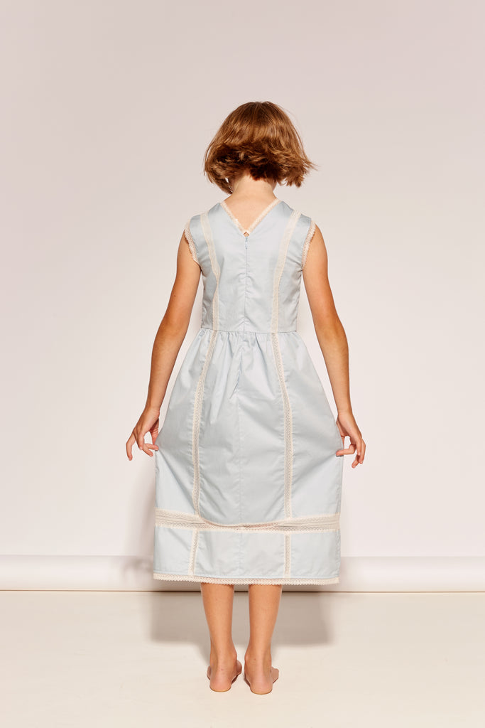 THE MIDDLE DAUGHTER SS26 "AN ENGLISH COMPLEXION" SERENITY Dress in Fountain Blue