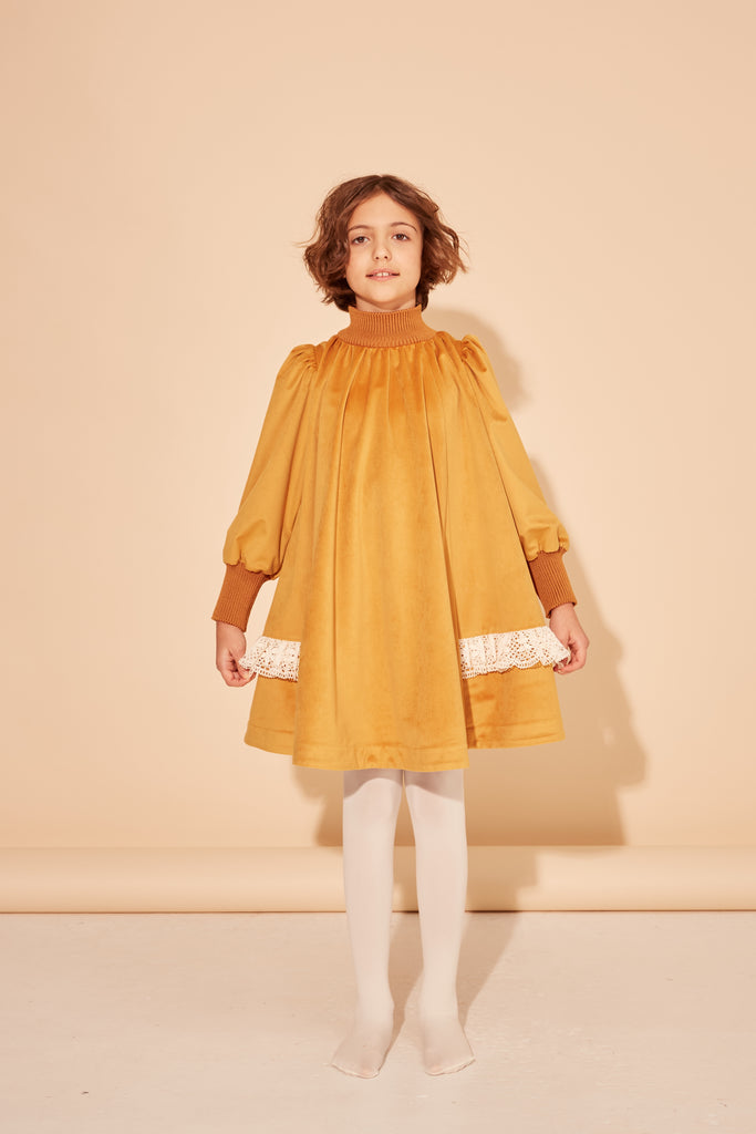 THE MIDDLE DAUGHTER FW25 THE INSIDE SCOOP in CORDYCEPS