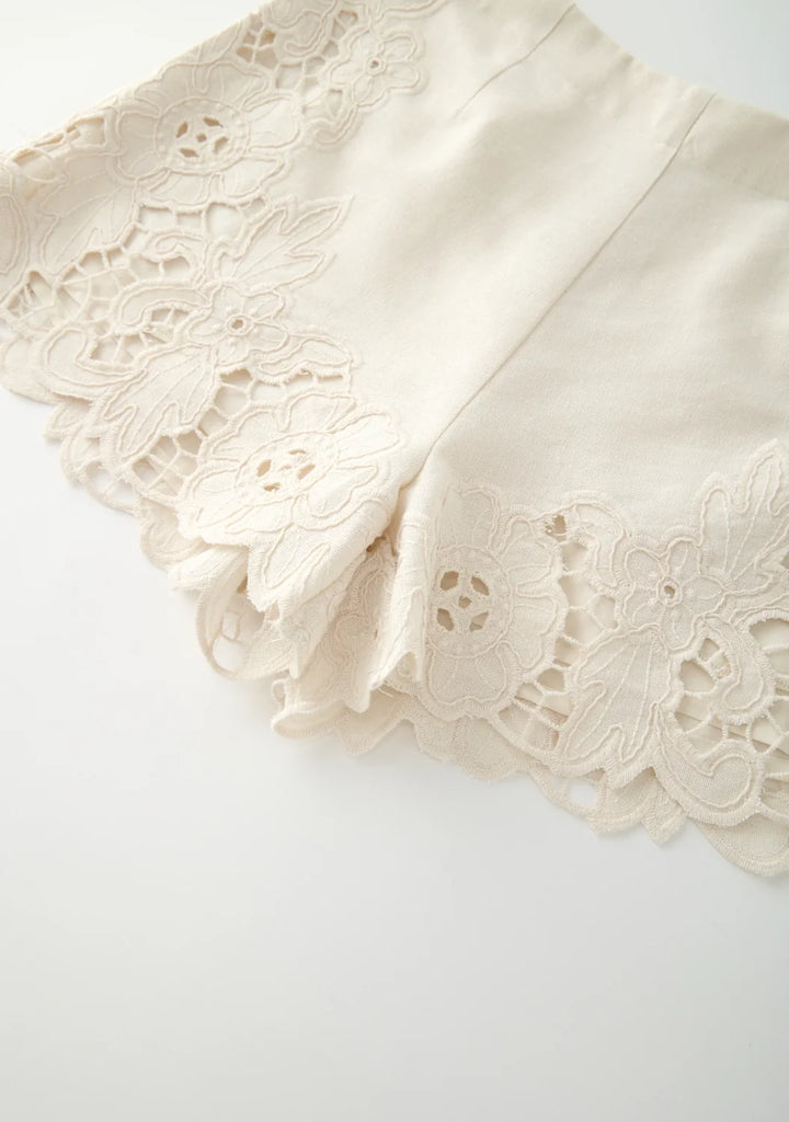 MARLO KIDS Kaitlyn Embroidered Shorts