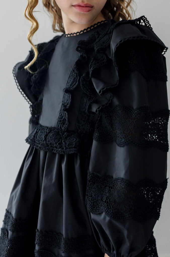 PETITE AMALIE "Fantasque"  Poplin Lace Ruffle Dress