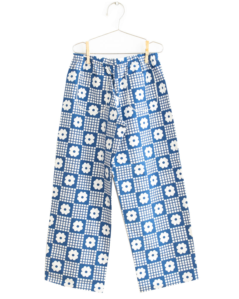 FISH & KIDS FALL 2026 NAVY FLOWERS RETRO PANTS