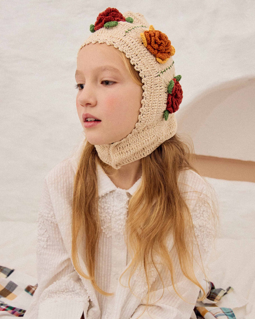 FISH & KIDS FALL 2026 KNITTED FLOWERS BALACLAVA HAT