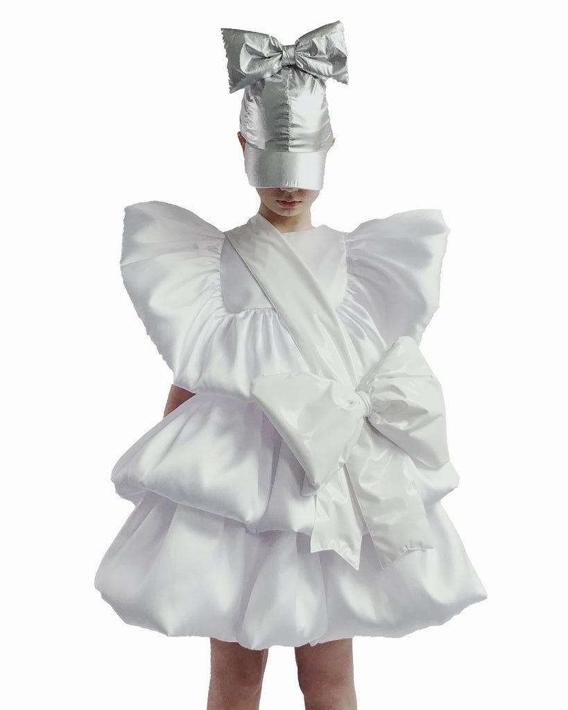 CAROLINE BOSMANS "Miss(ed) Universe" Glossy Bow Bag in White