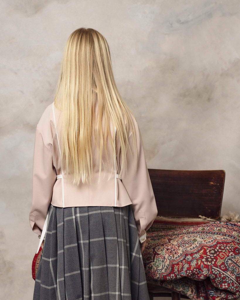 UNLABEL FW26 Glow Shirt with Bows