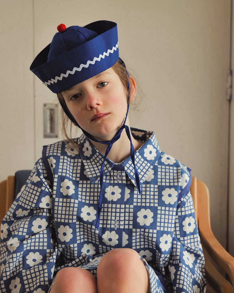FISH & KIDS FALL 2026 NAVY FLOWERS RETRO SHIRT