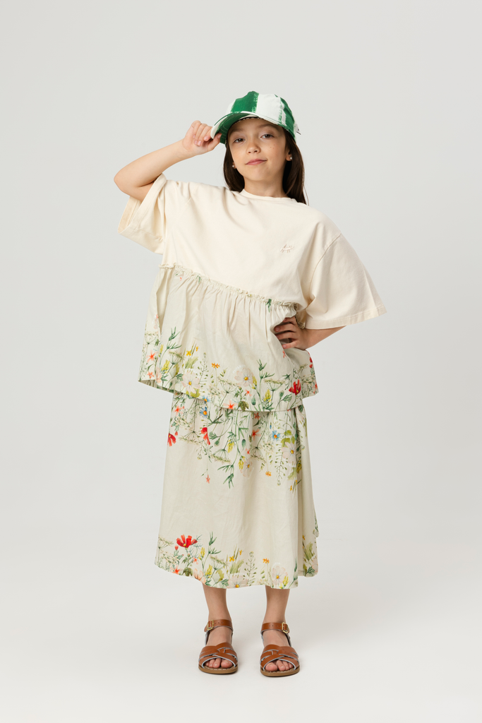 WOLF AND RITA  'The Invisible Magic Club'  SILVINA BLOOM SKIRT