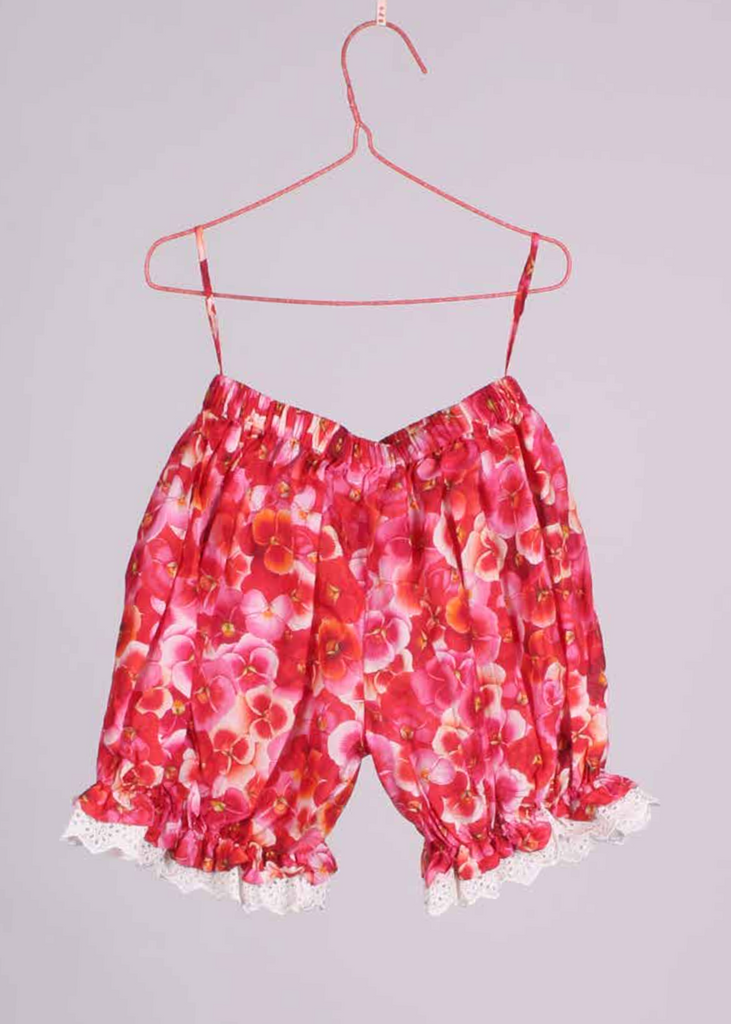 PERO KIDS Silk Eyelet Ruffled Bloomer Shorts Bubble Pants